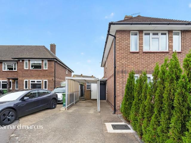 Flat for sale in Ewell, Epsom and Ewell