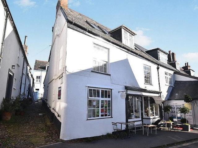 Flat for sale in Watergate, Devon