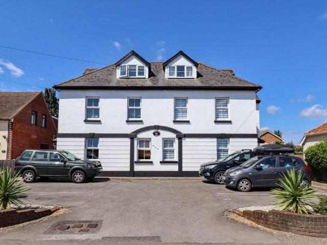 Flat for sale in Spring Vale, Hampshire