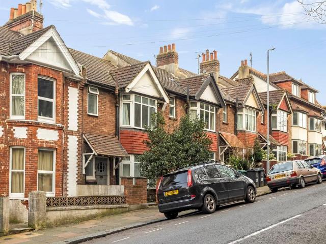 Flat for sale in Brighton & Hove