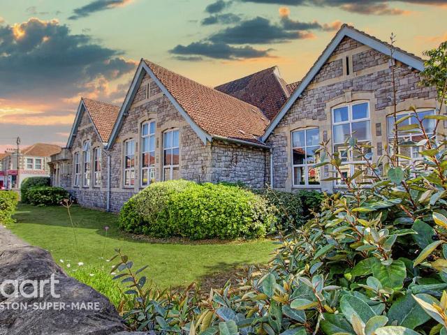 Flat for sale in Weston-super-mare, North Somerset
