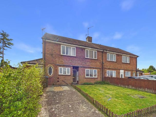 Flat for sale in Wendover, Buckinghamshire