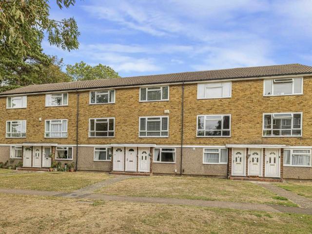 Flat for sale in Greater London