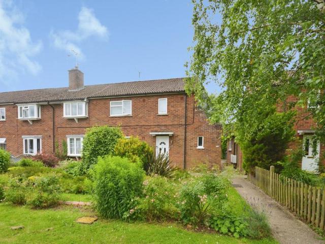 Flat for sale in Amersham