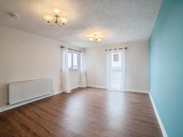 Flat for sale in Peterhead, Scotland