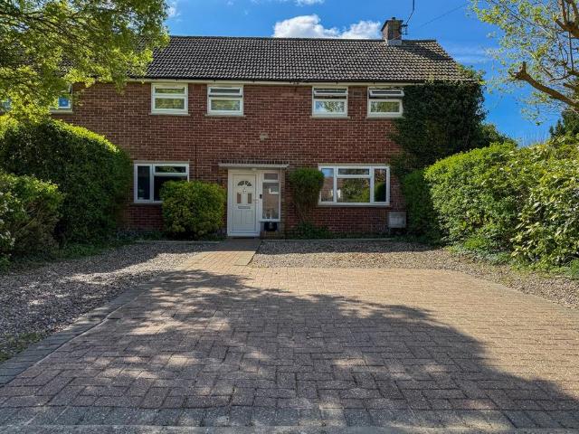 Flat for sale in Chelmsford, Essex