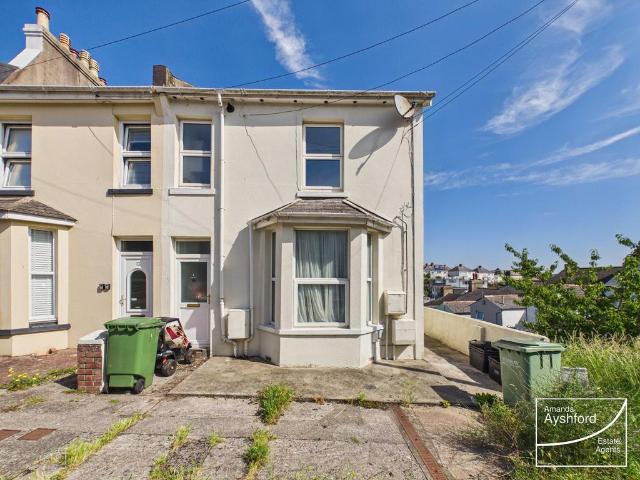 Flat for sale in Oldway, Livermead