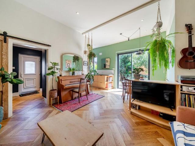 Flat for sale in London Borough of Lewisham, Greater London