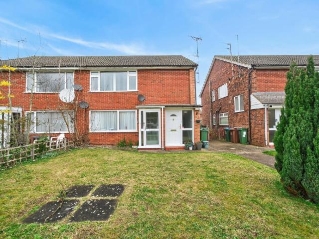 Flat for sale in Bedgrove, Aylesbury