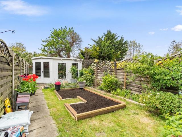 Flat for sale in Greater London
