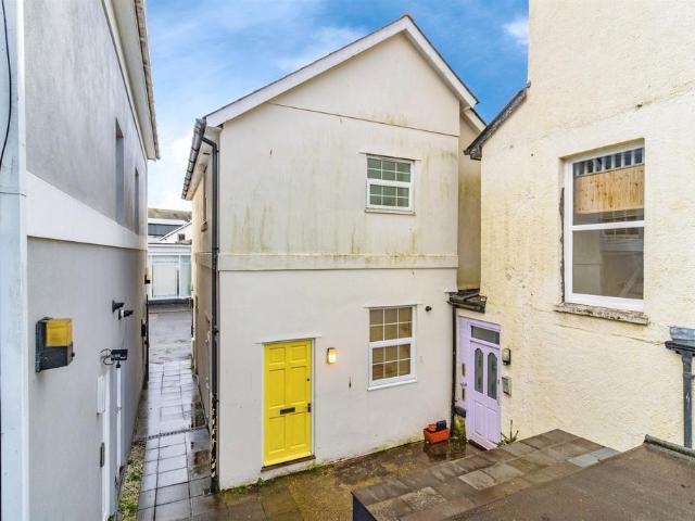 Flat for sale in Knowles Hill, Bridford