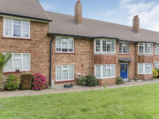 Flat for sale in Chislehurst, Greater London