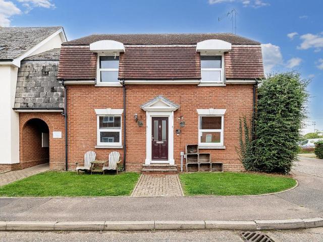 Flat for sale in Maldon, Essex