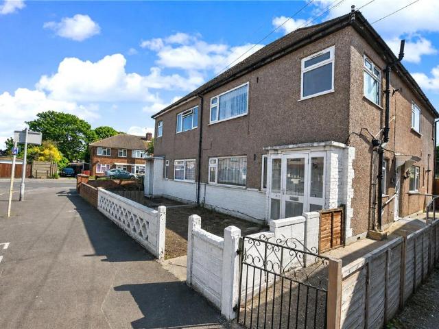 Flat for sale in Greater London