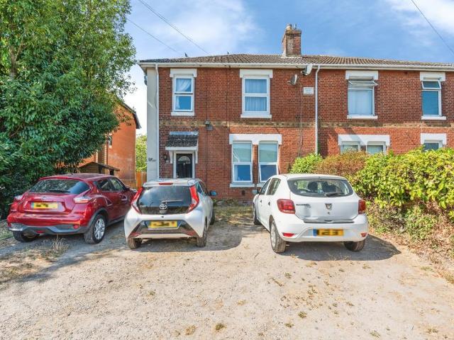Flat for sale in Itchen, City Of Southampton