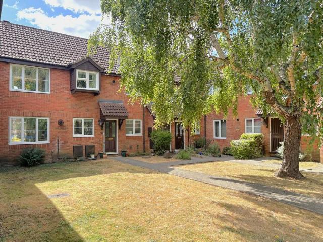 Flat for sale in Willian, Letchworth