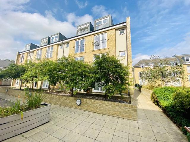 Flat for sale in King's Walden, Hertfordshire