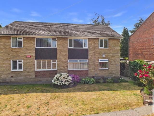 Flat for sale in Sutton Coldfield, West Midlands