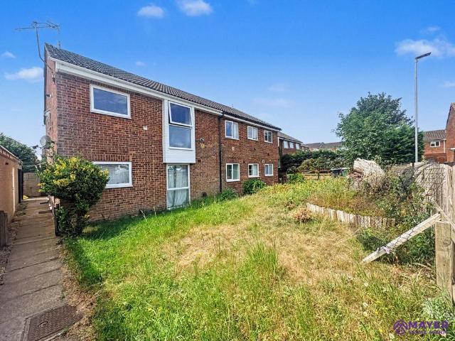 Flat for sale in Mount Wise