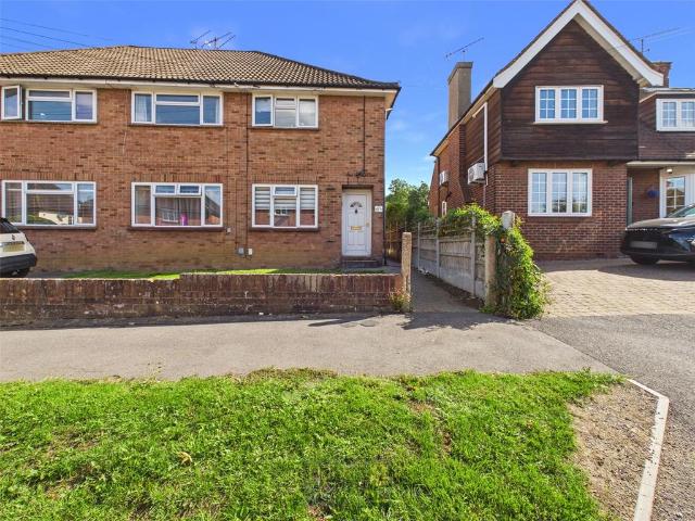 Flat for sale in Shenfield, Brentwood