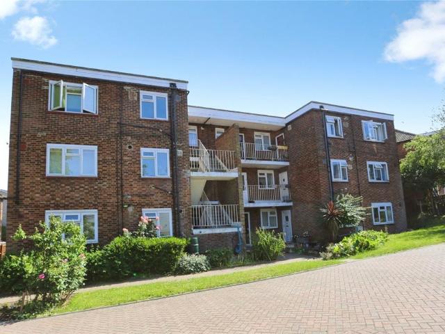 Flat for sale in London Borough of Lewisham, Greater London