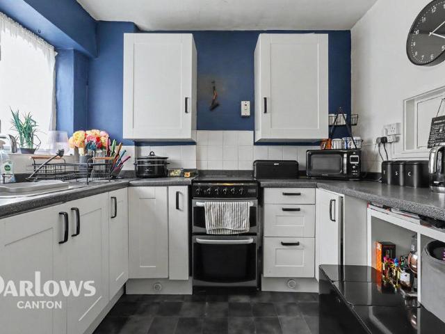 Flat for sale in Falcon Lodge, Wales