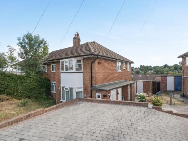 Flat for sale in Castlefield, Cressex