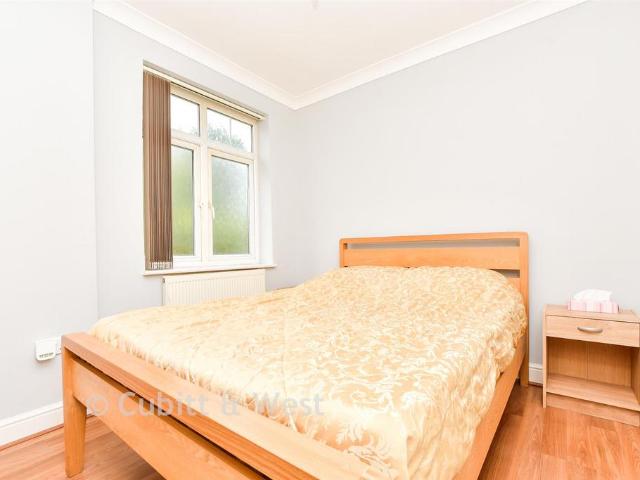 Flat for sale in South Park, Red Hill