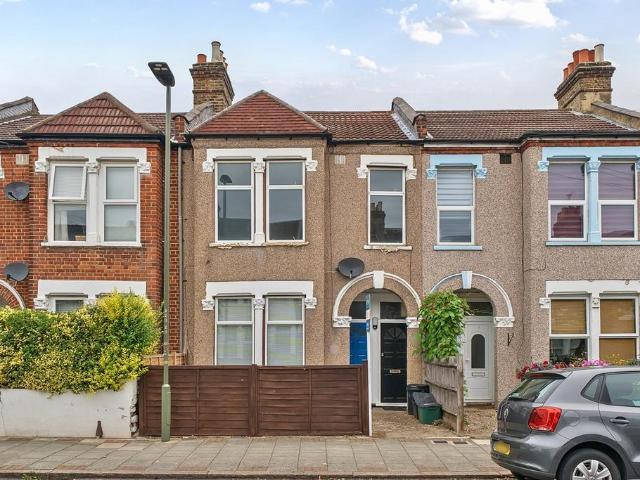 Flat for sale in Penge, Isle Of Man