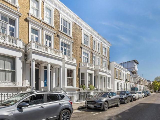 Flat for sale in Chelsea, Greater London