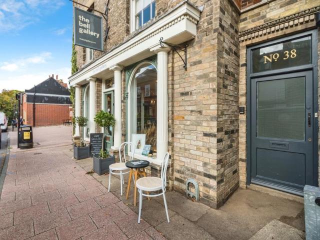 Flat for sale in Eastbridge, Suffolk