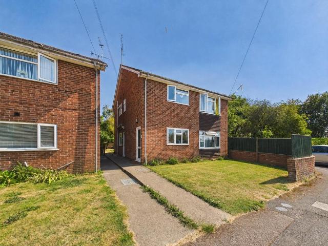 Flat for sale in Gloucester, Gloucestershire