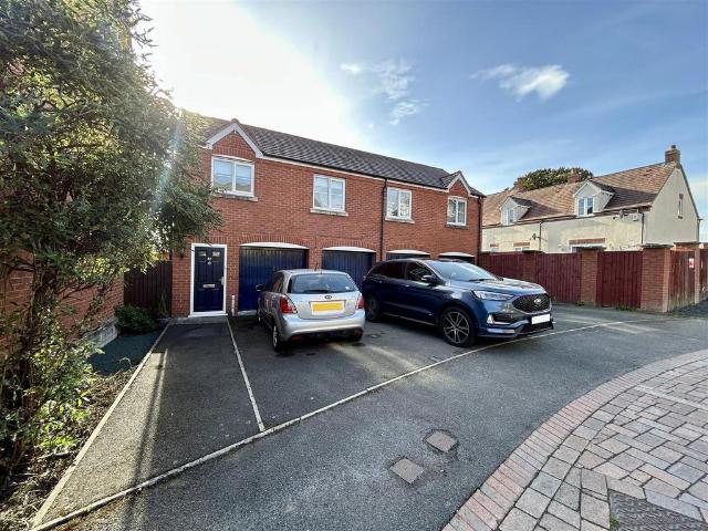Flat for sale in Broadward, Leominster