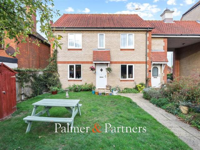 Flat for sale in Fordham Heath, Essex
