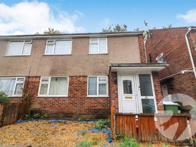 Flat for sale in London Borough of Bexley, Greater London