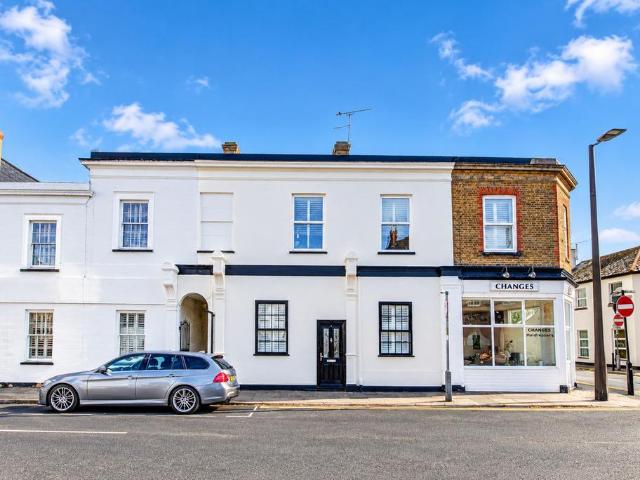 Flat for sale in Shoeburyness, Southend-on-Sea
