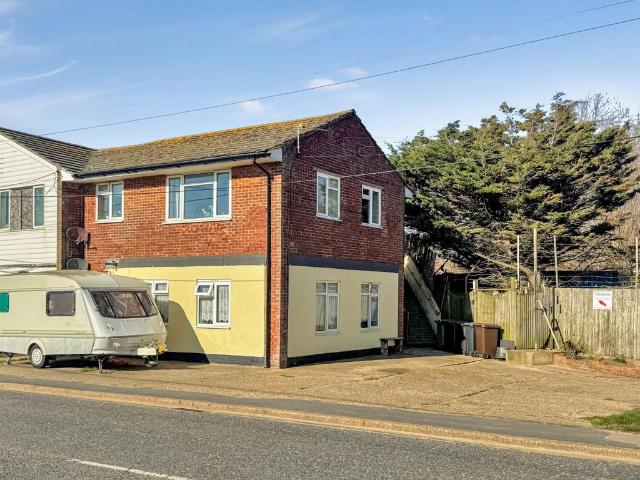 Flat for sale in Heathlands, East Sussex