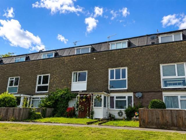 Flat for sale in Bolton Low Houses, Hampshire
