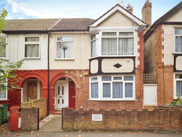 Flat for sale in Little Ilford, Greater London