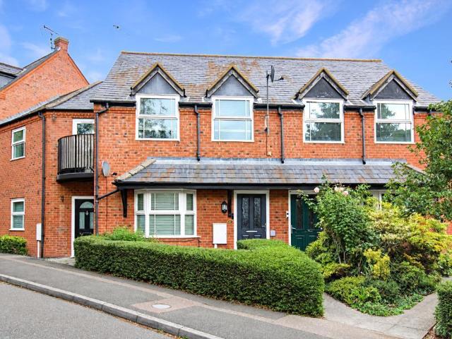 Flat for sale in Water Eaton, Milton Keynes