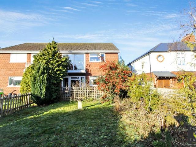 Flat for sale in Longlevens, Gloucester