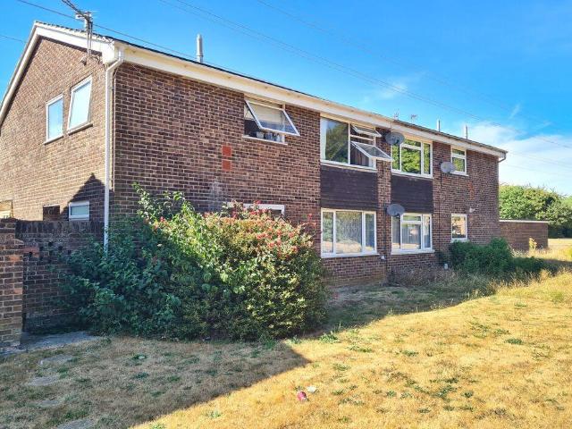 Flat for sale in Totton, New Forest