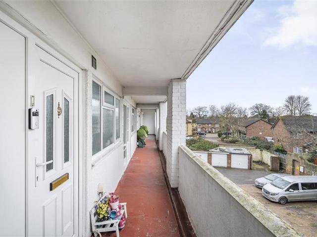 Flat for sale in Row Town, Surrey