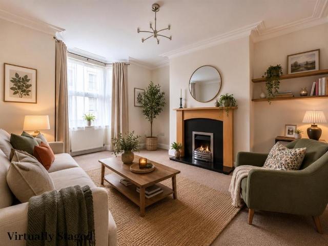 Flat for sale in Feckenham, City Of Bristol
