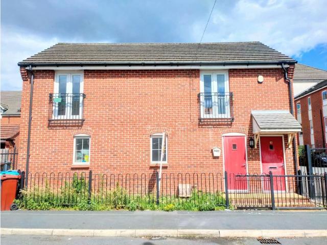 Flat for sale in Georgia, Greater Manchester