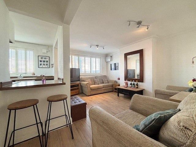 Flat for sale in Hutton, Navestock Side