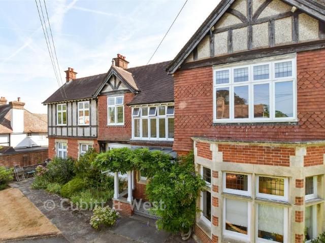 Flat for sale in Pachesham Park, Surrey