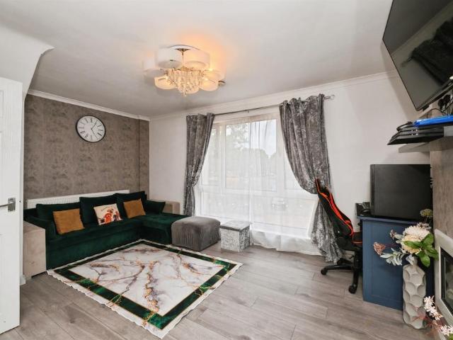 Flat for sale in The Stow, Harlow