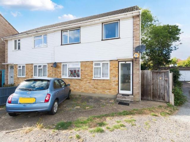 Flat for sale in Frognal, Greater London