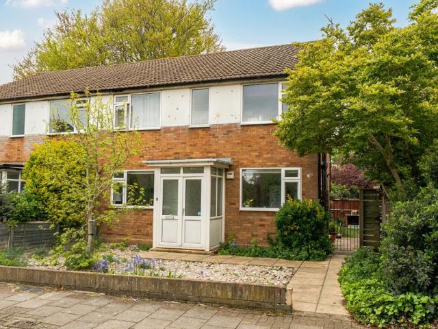Flat for sale in Bickley, Greater London
